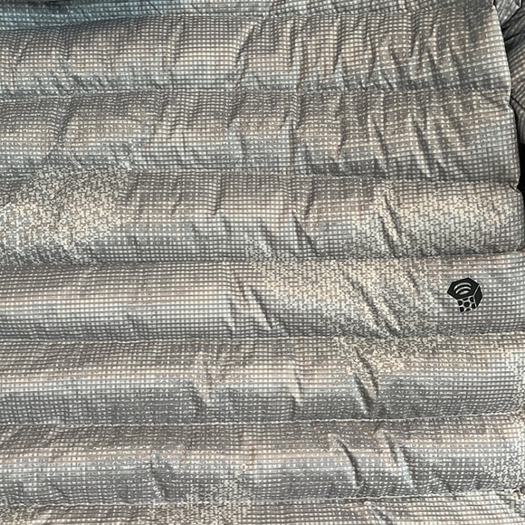 Worn TWICE! Like new Mountain Hardware Women's Rhea Ridge Jacket - Picture 3 of 7